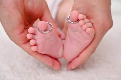 渭南宝宝发烧手心比额头烫